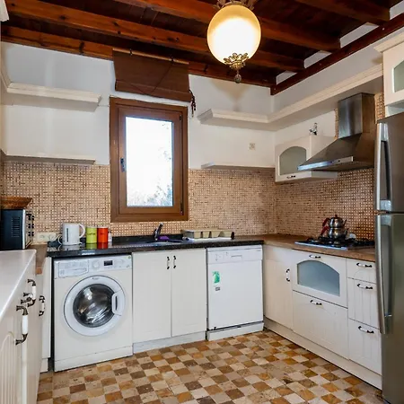 4 Bdr With Swimming Pool In Kayakoy Villa Fethiye