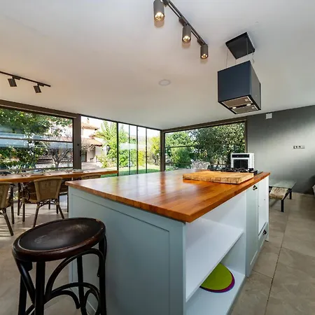 4 Bdr With Swimming Pool In Kayakoy Villa *