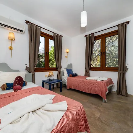 Villa 4 Bdr With Swimming Pool In Kayakoy *