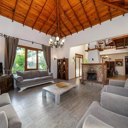 Villa 4 Bdr With Swimming Pool In Kayakoy *